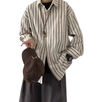 Cămașă în dungi, mâneci lungi, croială lejeră, material predominant din bumbac, potrivit pentru straturi