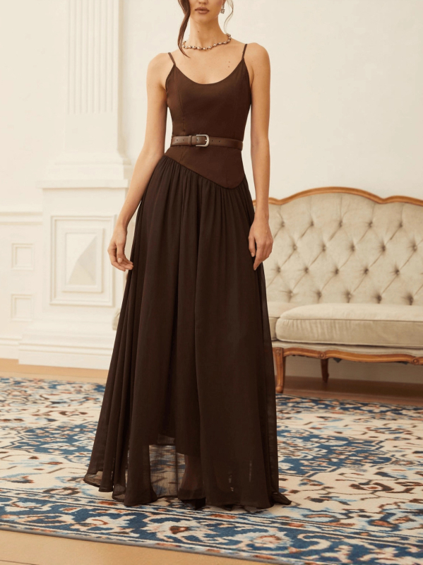 Μακρύ φόρεμα από πολυεστέρα με πάνελ συγκόλλησης, λαιμόκοψη σε σχήμα U, χωρίς μανίκια