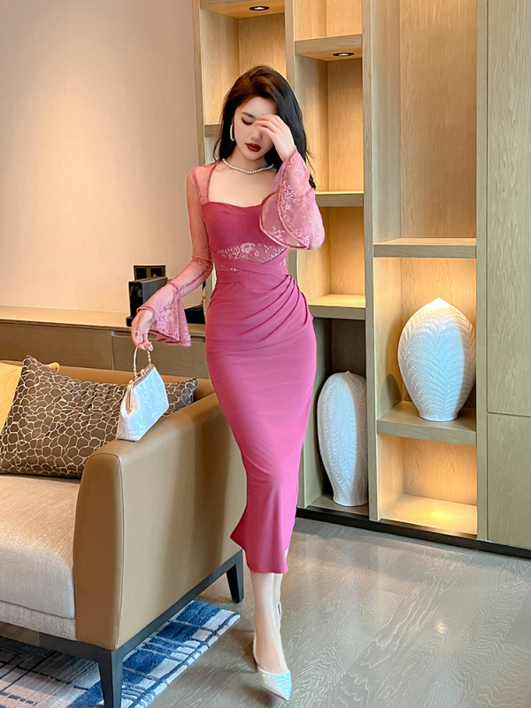 Čipkasta midi haljina s kvadratnim izrezom, dugi šireći rukavi, visok struk, zatvarač