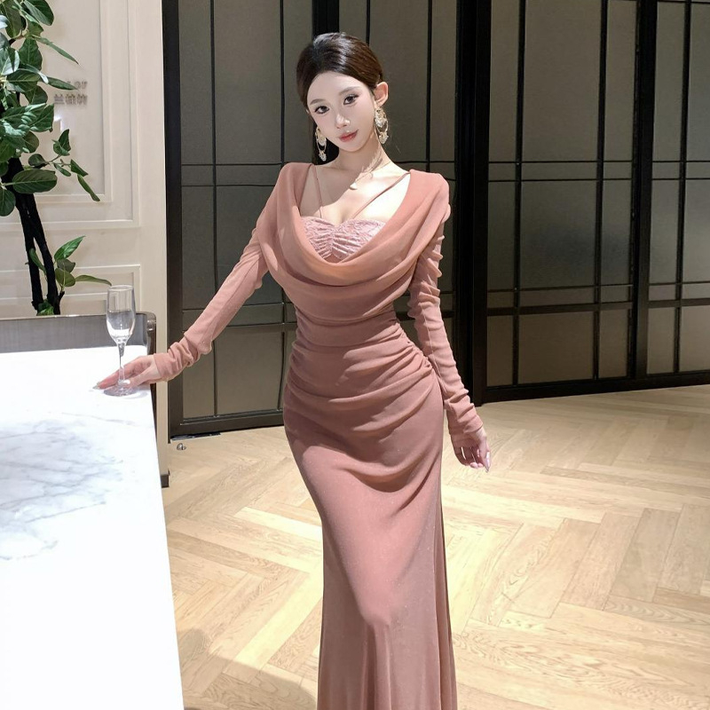 Haljina s jednim ramenom, čipkasti umetci, prilagođen kroj, V-dekolte, elastični poliester