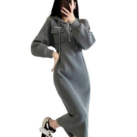 Haljina s kapuljačom, duga suknja, mrežasti materijal, književno retro stil, proljeće 2025