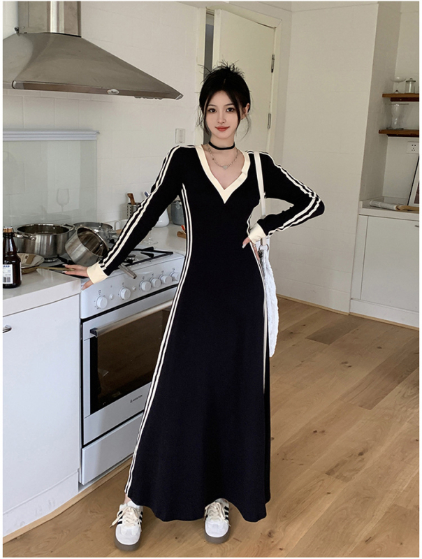 Haljina s V-izrezom, dugi rukavi, color-block uzorak, A-linija maxi haljina, poliester