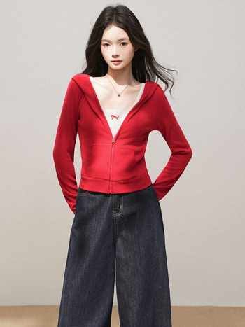 Hanorac damă cu glugă și fermoar, croială Slim, textură periată, stil retro