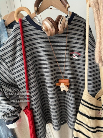 Ženski hoodie s kapuljom od mekanog pliša, vezeni motiv psa i prugasti uzorak, jesen-zima, udoban ležeran kroj