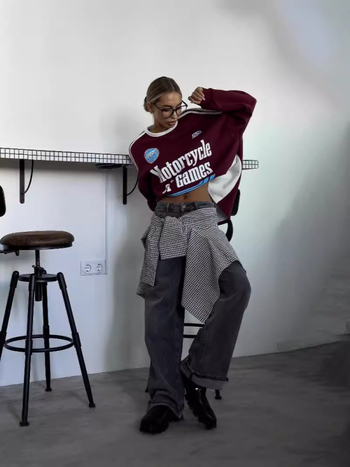Ženski sweatshirt s tiskom slova, široka silueta, okrugli vrat, mješavina pamuka i poliestera, jesen 2024