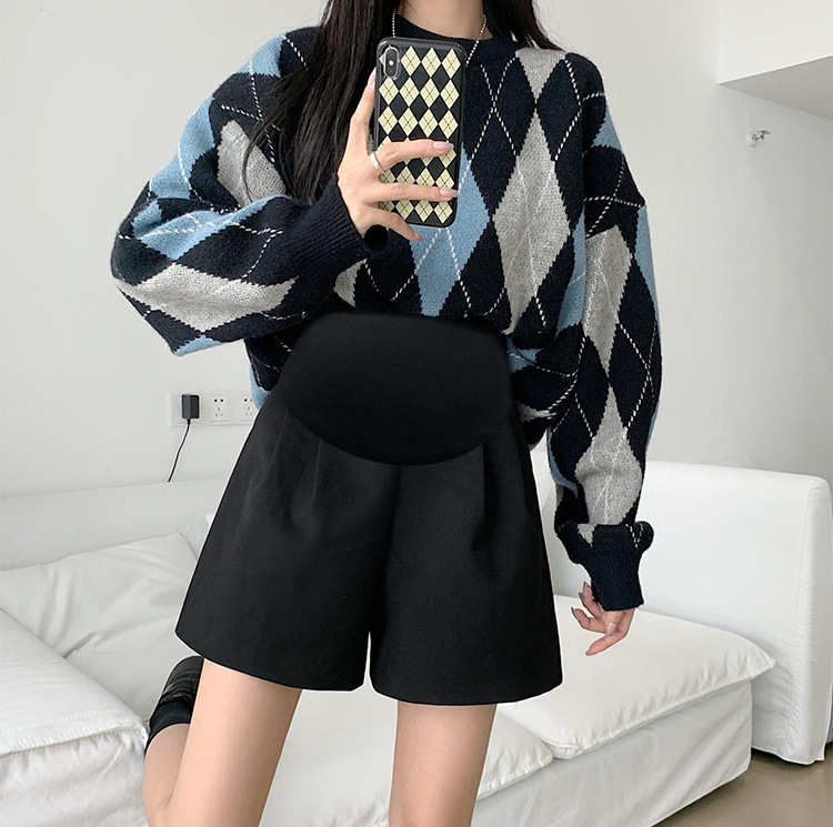 Nėštumo vilninių haremo šortų, laisvas kirpimas, pilvo parama, ilgis tris ketvirčius, vilna–poliesterio mišinys