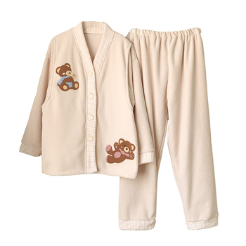 Motinystės ir pogimdyminių pižamų komplektas su pusvelūru, 100% poliesteris, ilgos rankovės, kelnės, žiemos 2025 kolekcija