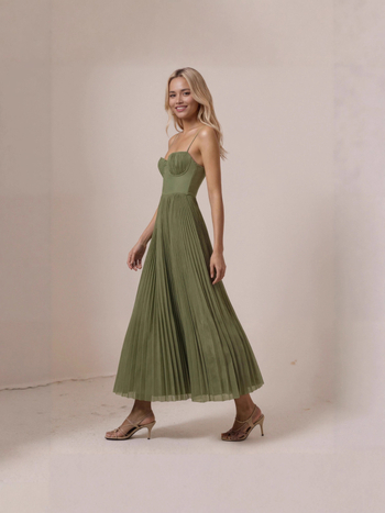 Estélyi ruha hát nélküli, mély V-nyakkal, hosszú ujjú, magas derékkal, midi hosszúságú pliszolt poliészterből