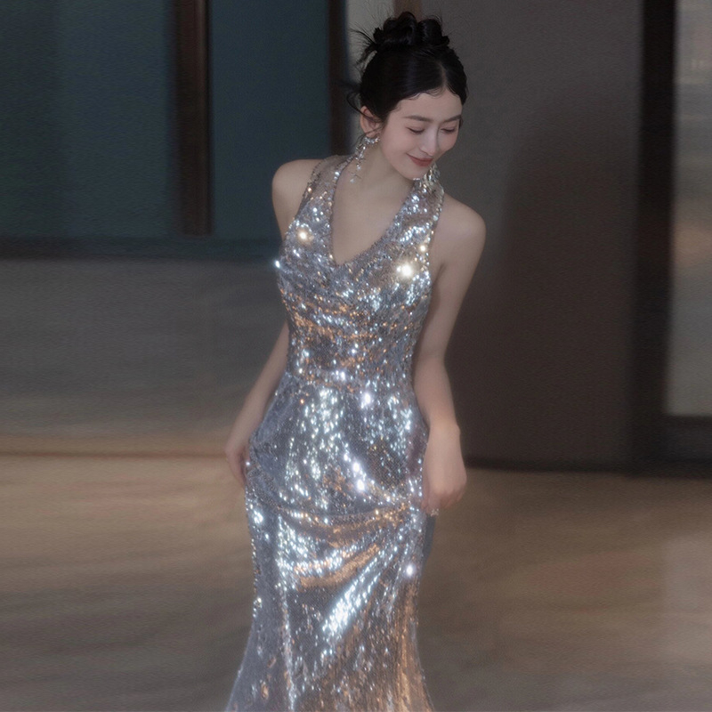 Rochie de seară din poliester, decolteu halter, fără mâneci, lungă, talie înaltă, siluetă în formă de coadă de pește