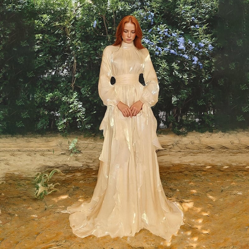 Duga haljina u palaćnom stilu sa stojećim ovratnikom, visokim strukom, dugim rukavima, rub s volanima u obliku lotosovog lista, mješavina poliestera i pamuka