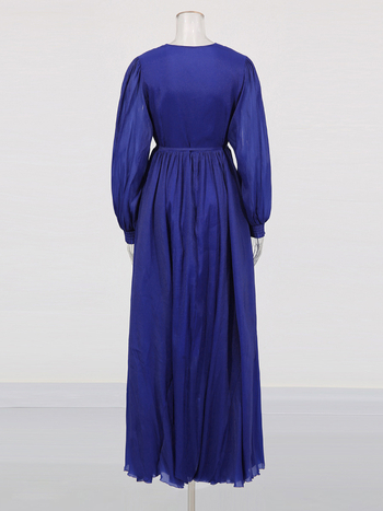 Rochie de seară stil franțuzesc, culoare solidă, decolteu în V adânc, mâneci lungi, fustă lungă cu croială largă