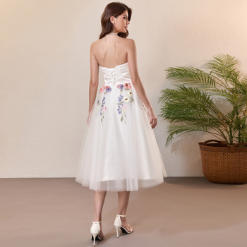 Īsas izšūtas kleitas, poliesteris audums, trīsdimensiju ziedu dizains, A līnijas siluets, bez piedurknēm