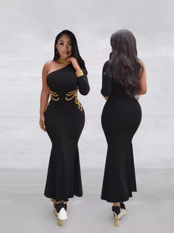 Pletena haljina s visokim ovratnikom, dugi rukavi, struk u sredini, duga suknja, detalji šivanja