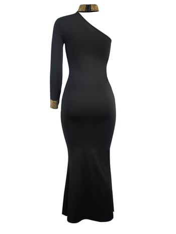 Pletena haljina s visokim ovratnikom, dugi rukavi, struk u sredini, duga suknja, detalji šivanja