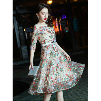 Женска вечерна рокля за банкет и бал — А‑линия, висока талия, половин ръкав, миди дължина, полиестерна смесена тъкан (70–80% полиестер, до 30% хлорирано влакно), пролет 2025