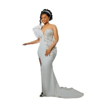 Сватбена рокля с дълбоко V деколте, русалка силует, дантела, дълги ръкави, полиестер