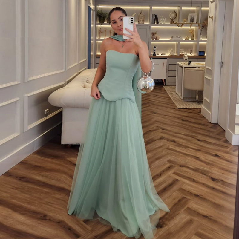 Váll nélküli estélyi ruha, A-vonalú szabású, hosszú, poliészter anyagból, ujjatlan, csőtop nyakkivágású, ideális bulira