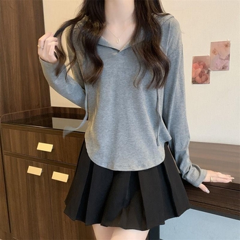 Tricou în stil coreean, croială slim-fit, mâneci lungi, decolteu în V, amestec poliester-bumbac