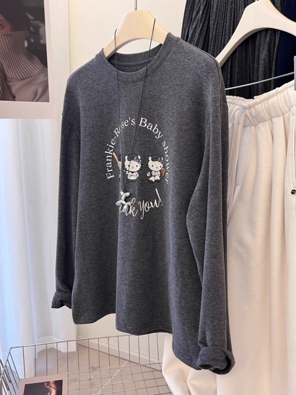 Macskás mintás, bolyhosított textúrájú felső, hosszú ujjú, laza szabás, kerek nyak