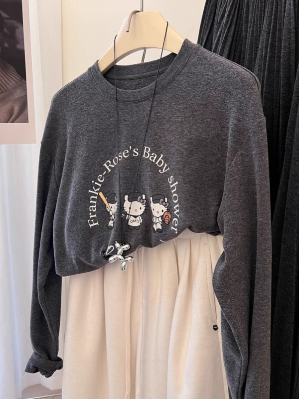 Macskás mintás, bolyhosított textúrájú felső, hosszú ujjú, laza szabás, kerek nyak