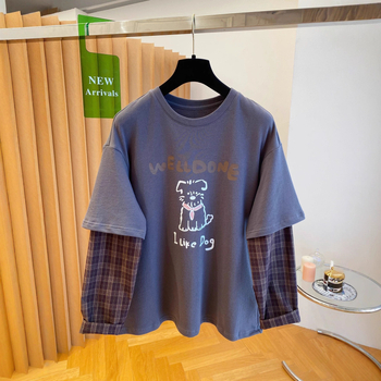 Ženski pamukasti T-shirt s dugim rukavima, karirani patchwork, lažni dvodijelni izgled, otisak šteneta, okrugli izrez, širok kroj, jesen 2025.