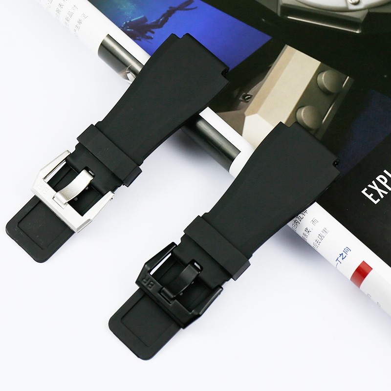 Gumijas pulksteņa siksna Bell & Ross BR01 – ārēji sporta stils, oriģināls dizains