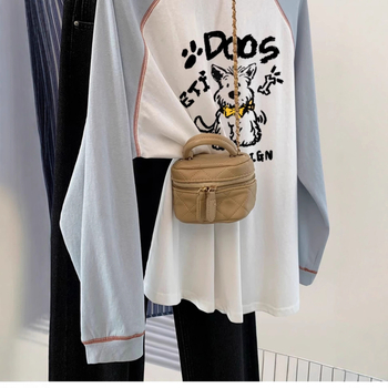 Tricou din bumbac cu mâneci raglan, imprimeu anime, guler rotund, croială lejeră