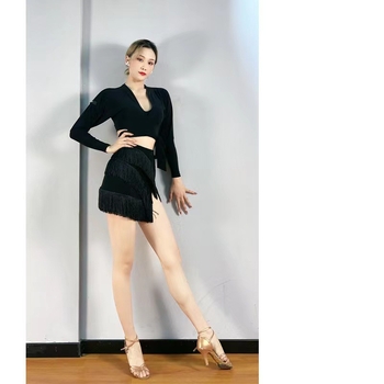 Női latin tánc szoknya – Milk Silk 90–95% elasztánnal, 2023 tavasz, 18–24 éveseknek