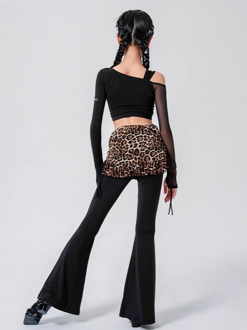 Meiteņu Latīņu deju komplekts: rudens 2024, plecu atvērts tops, paneļu svārki, zvaniņveida bikses, neilons >95%, elegantā stilā