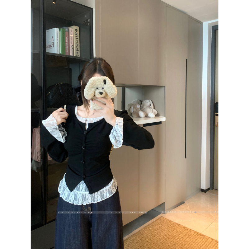 Tricou cu dantelă în stil coreean, mâneci lungi, guler rotund, croială lejeră — toamna 2025, fibră de viscose