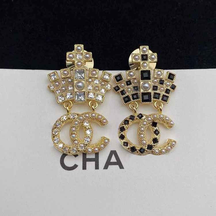 Bross koronával és masnival, Geometriai, Elektroplatinált díszítés, 2021 tél