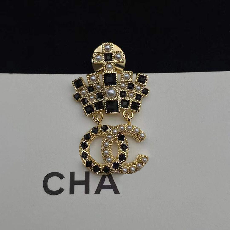 Bross koronával és masnival, Geometriai, Elektroplatinált díszítés, 2021 tél