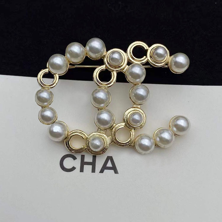 Bross koronával és masnival, Geometriai, Elektroplatinált díszítés, 2021 tél