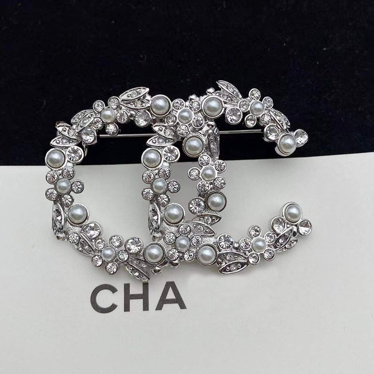 Bross koronával és masnival, Geometriai, Elektroplatinált díszítés, 2021 tél