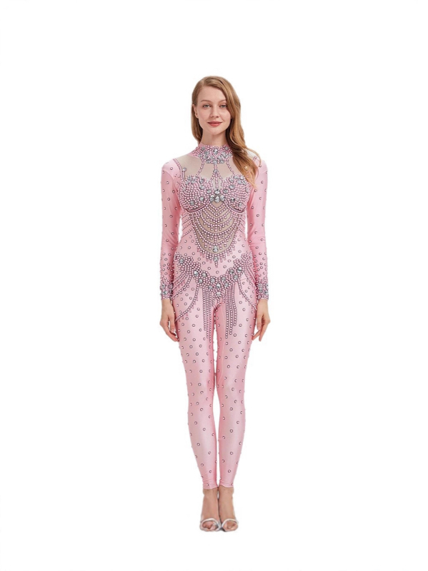 Roza jumpsuit s dijamantima, dugi rukav za noćni klub, uski kroj; Materijal: Spandex; glavna tvar 1: koža kozice ≤30%; glavna tvar 2: regenerirana celuloza 70–80%; hotfix kristali