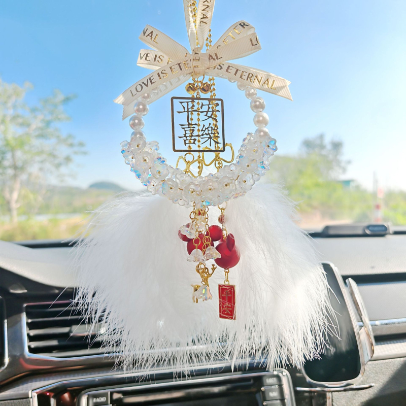 Auto viseći privjesak za retrovizor – legura, karikaturalni stil, aromatičan, prilagodljiv