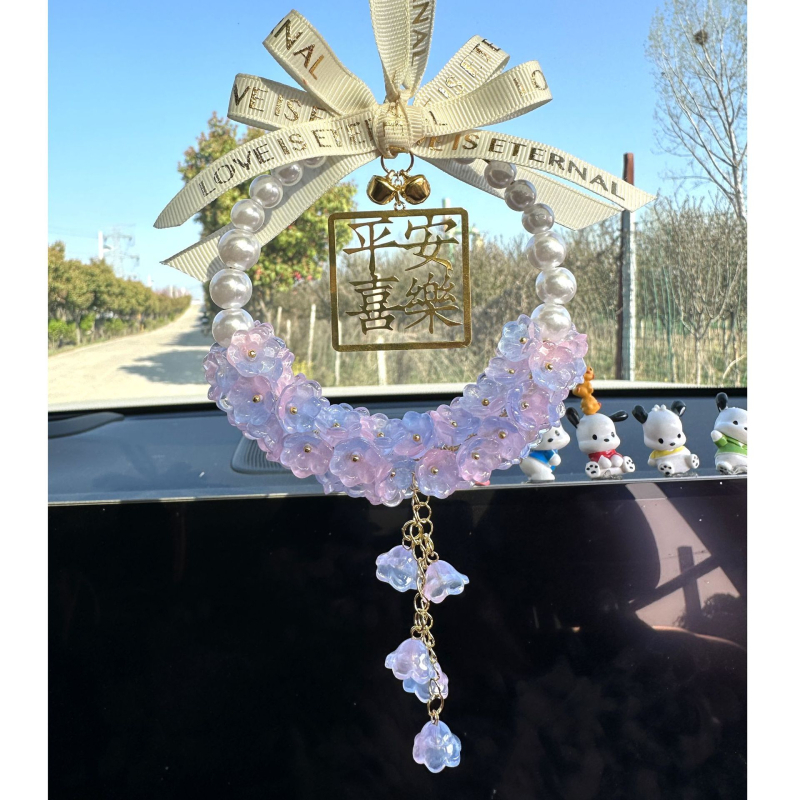 Auto viseći privjesak za retrovizor – legura, karikaturalni stil, aromatičan, prilagodljiv