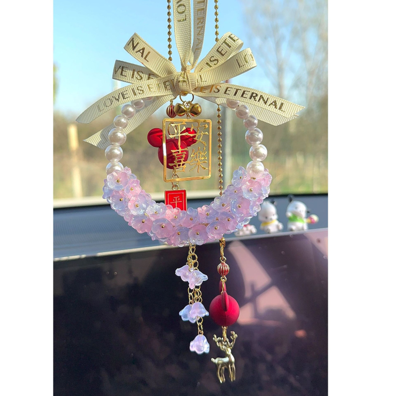 Auto viseći privjesak za retrovizor – legura, karikaturalni stil, aromatičan, prilagodljiv