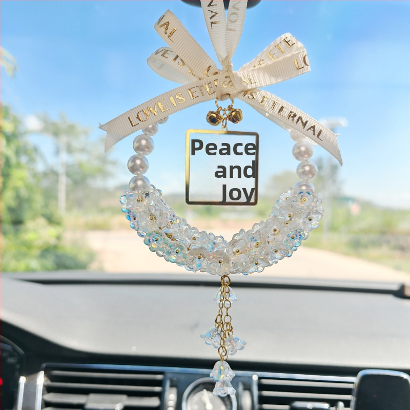 Auto viseći privjesak za retrovizor – legura, karikaturalni stil, aromatičan, prilagodljiv