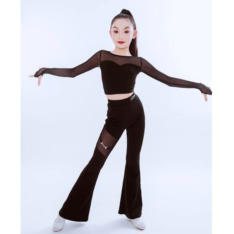 Latina tantsukomplekt naistele ja lastele – võrgust topp, bārkstide seelik ja püksid; Hiina stiil, kirjanduslik retro; kangas: Tr kangas; PVC kuni 30% sisaldusega; kevad 2025