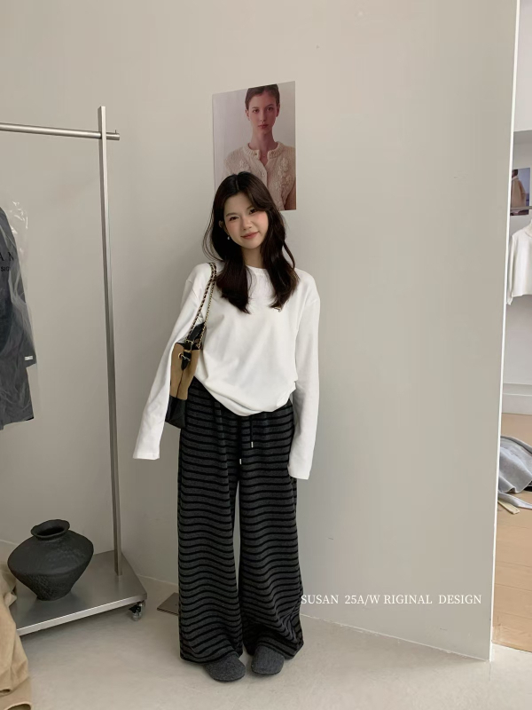 Susan tricou din bumbac cu mânecă lungă, guler rotund, croială lejeră, model dovleac brodat, stil de relaxare japonez-coreean, iarna 2025