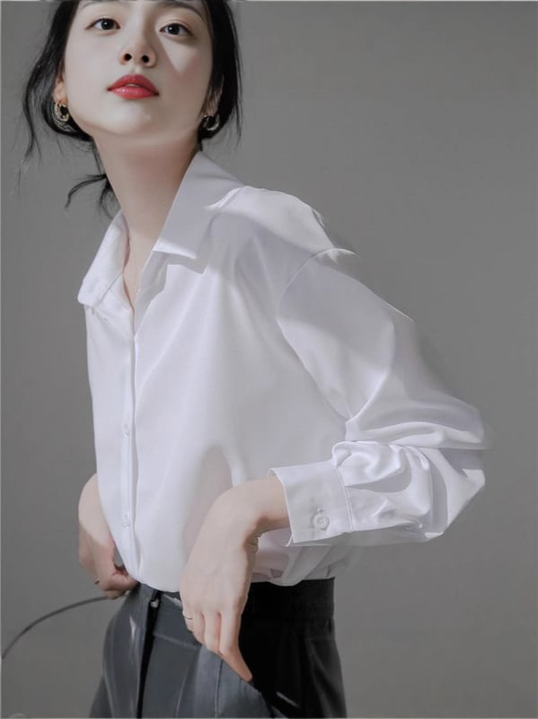 Cămașă de damă cu mâneci lungi, croială lejeră, guler polo, nasturi pe deschidere cu catarame, poliester, Lansare primăvara 2025