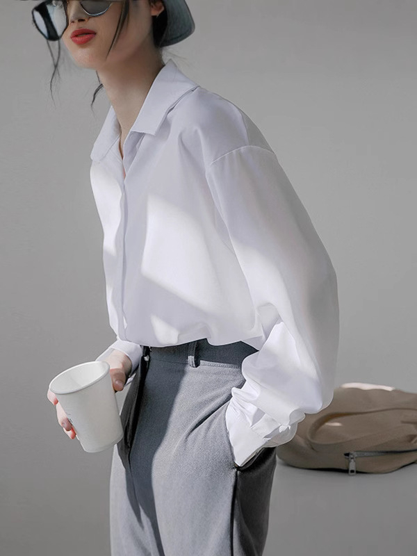 Cămașă de damă cu mâneci lungi, croială lejeră, guler polo, nasturi pe deschidere cu catarame, poliester, Lansare primăvara 2025