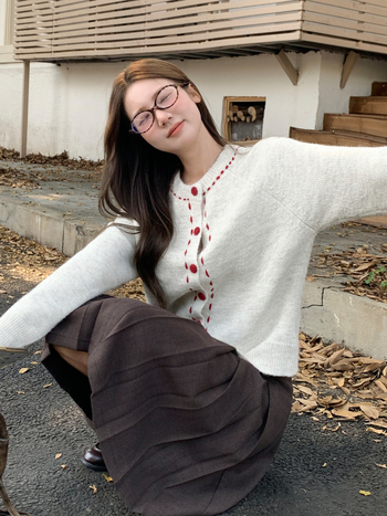 Cardigan tricotat cu glugă, guler rotund, mâneci lungi, croială obișnuită, model cu design contrastant