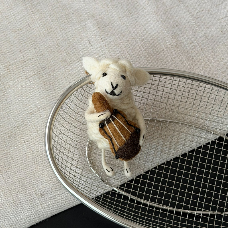 Vješalica za torbu od filca – 3D životinjska igračka (Little Bear, Little Pig, Little Animal), ručna izrada, model Y0582, Jesen 2025
