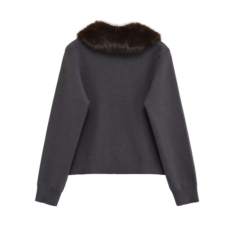 Jachetă tricotată pentru femei cu rever din blană artificială, închidere cu nasturi, mâneci lungi, lungime 50–65 cm, iarnă 2025, poliester 50–70%