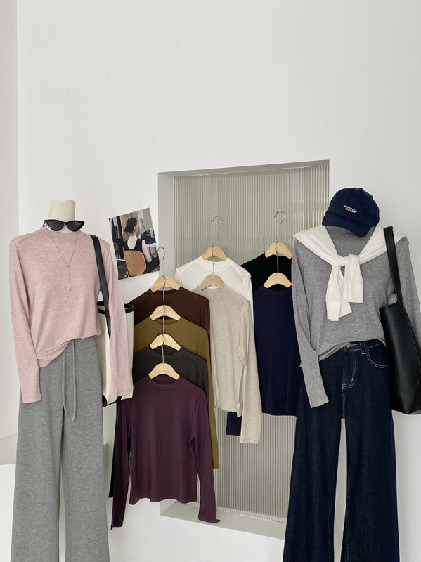 Oversize majica od teškog Tencel-vuna materijala (200 g), Lyocell 70-80%, ovčja vuna 20-30%, dugi rukavi, oversize kroj, jesen 2025