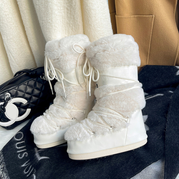 Дамски снежни ботуши с дебела подметка, горна част от микрофибърна кожа, дълъг маншет, подплата от пух и стелка от изкуствен пух, гумена противохлъзгаща подметка