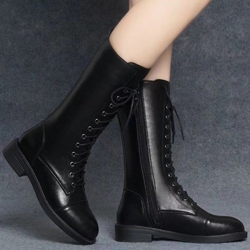 Мартин ботуши с PU горна част, пухена подплата, гумена подметка, средно високи до средния пищял, ток 3–5 см