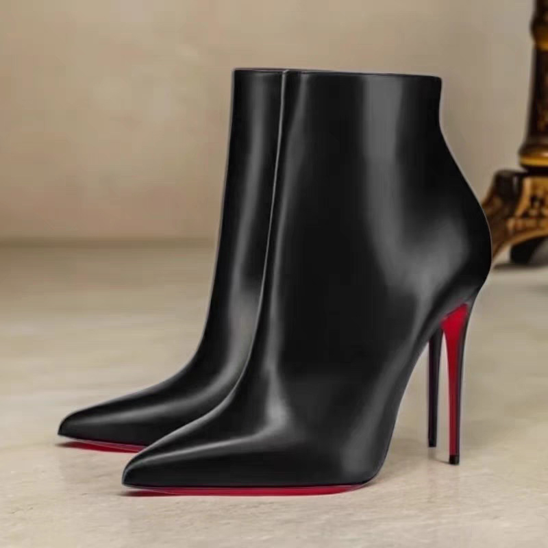 Botine moderne pentru femei cu vârf ascuțit, gambă medie, toc subțire peste 8 cm, partea superioară din material sintetic, talpă din cauciuc